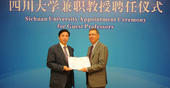 The President of DEMI receives a ''professorship '' of the Sichuan University