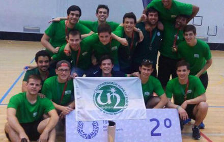 Alunos da FCT NOVA 2º lugar no Torneio Nacional Universitário de Floorball