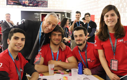  FCT NOVA team with Marcelo Rebelo de Sousa