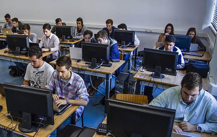 Cursos de Engenharia no ranking de oportunidades associadas ao emprego 