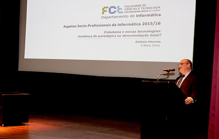 António Vitorino debateu Tecnologia e Sociedade na FCT NOVA