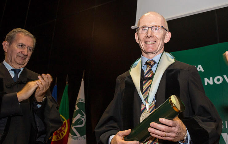 Doutoramento Honoris Causa atribuído pela NOVA a Andrew Livingston 