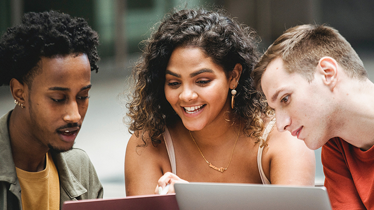 Estudantes internacionais: fazer um curso na FCT NOVA